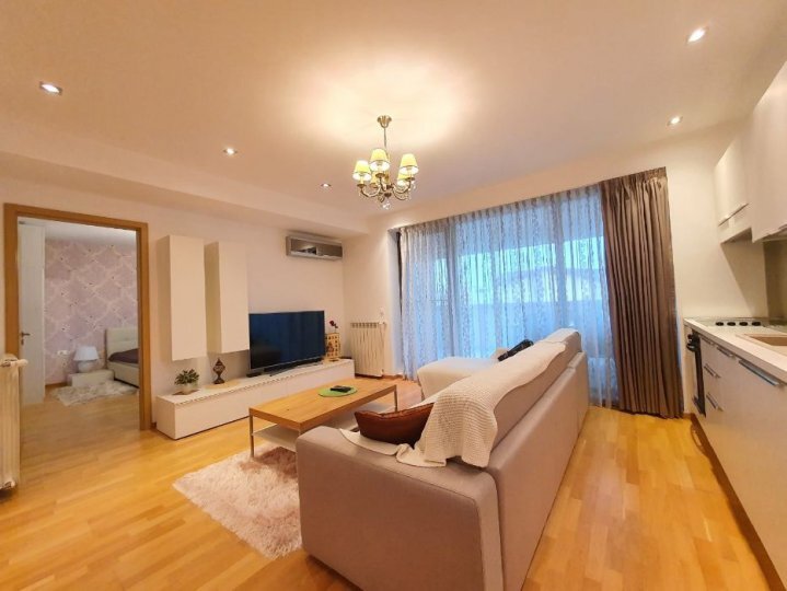 Giulesti, Crangasi Regie