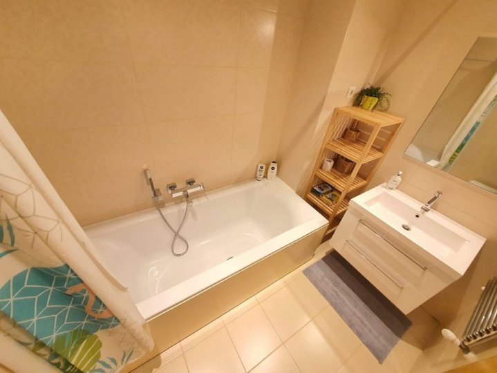 Giulesti, Crangasi Regie