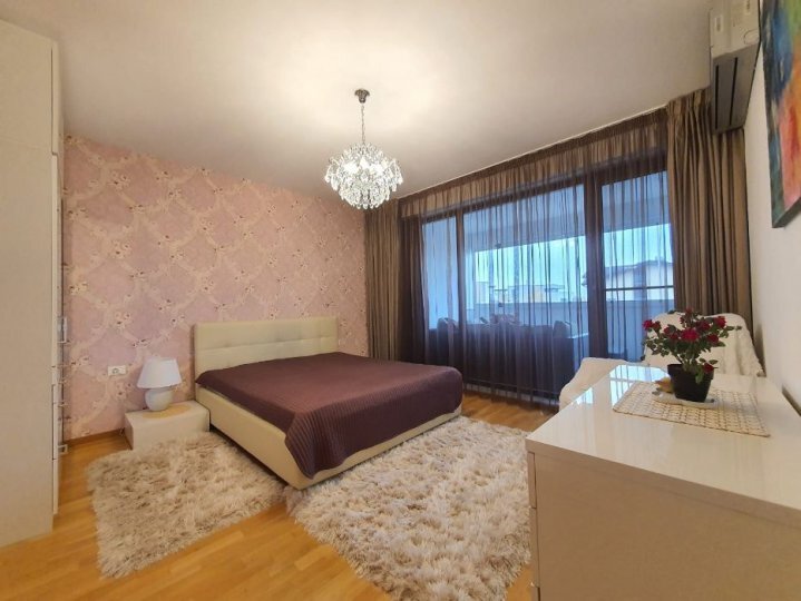 Giulesti, Crangasi Regie